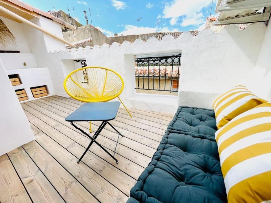 Maison Charmante Avec Terrasse, 2 Chambres Марсилан Екстериор снимка