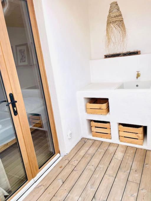 Maison Charmante Avec Terrasse, 2 Chambres Марсилан Екстериор снимка